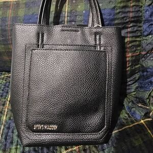 Steve Madden small pruse